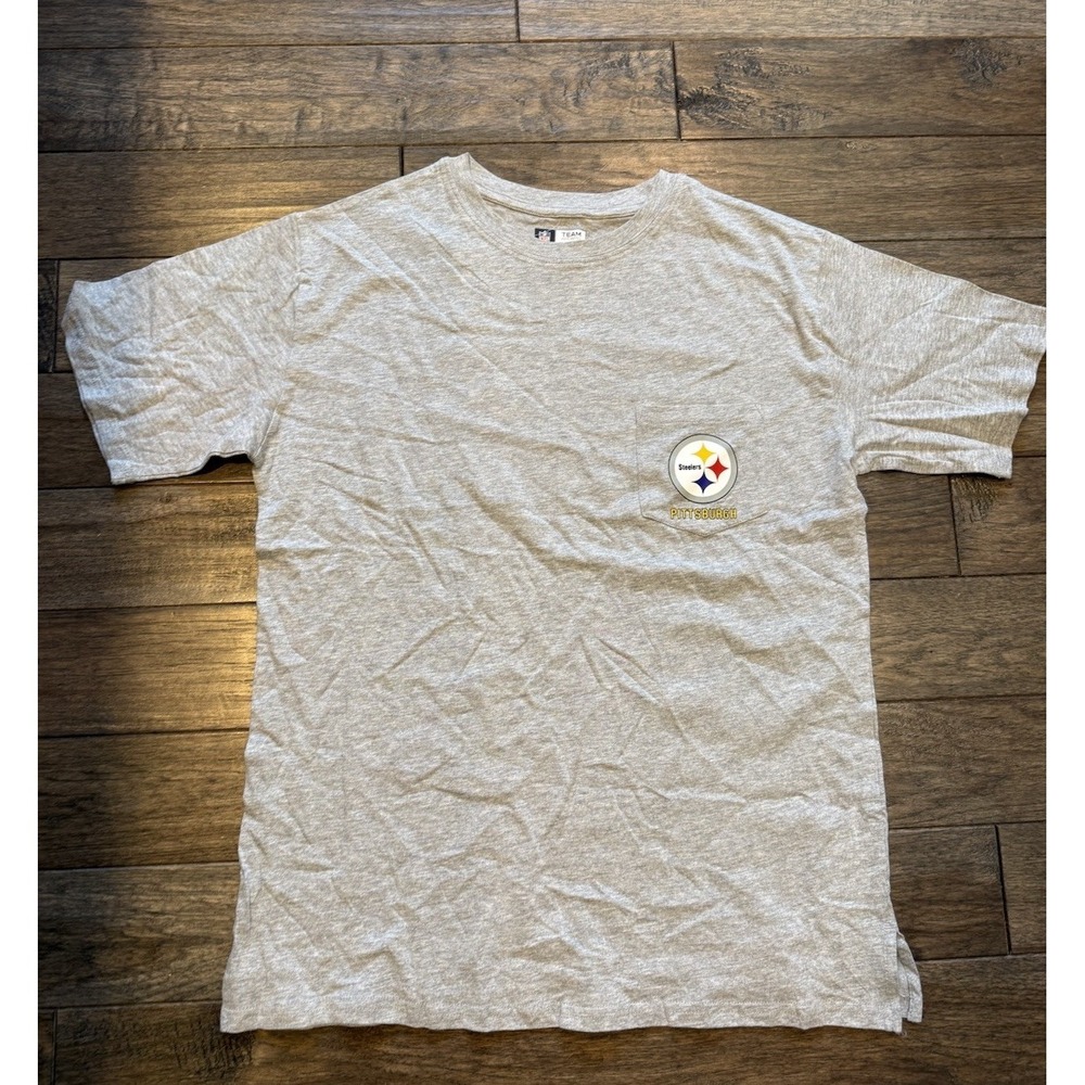 New With Out Tags‎ Pittsburgh Steelers T-shirt Women's Large